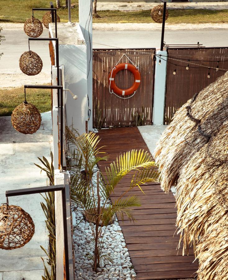 Hotel Y Beach Club Casa Mia Xulha -Bacalar Xul-Ha Екстериор снимка