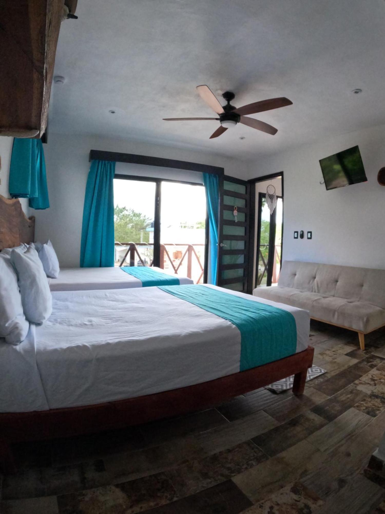 Hotel Y Beach Club Casa Mia Xulha -Bacalar Xul-Ha Екстериор снимка